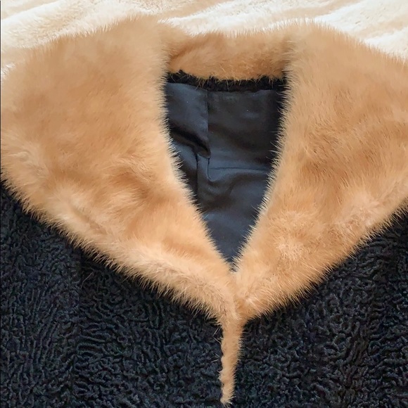 VINTAGE black and fur coat - Picture 2 of 4